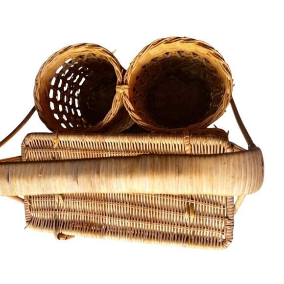 Vintage Handwoven Rattan Bottle Holder Caddy With Bamboo Handle - Picture 11 of 12
